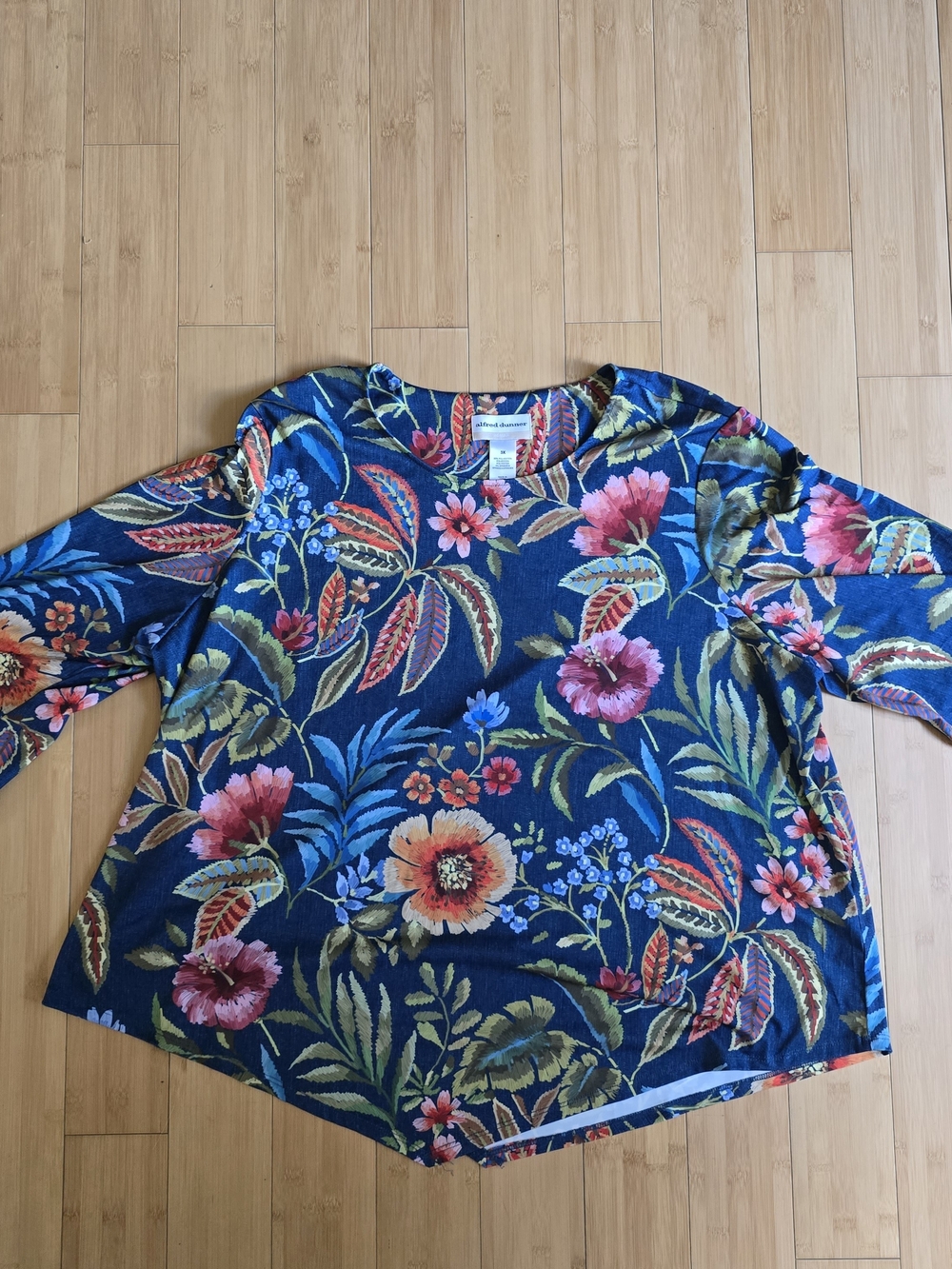Alfred Dunner Navy Multicolor Floral Long Sleeve Tee